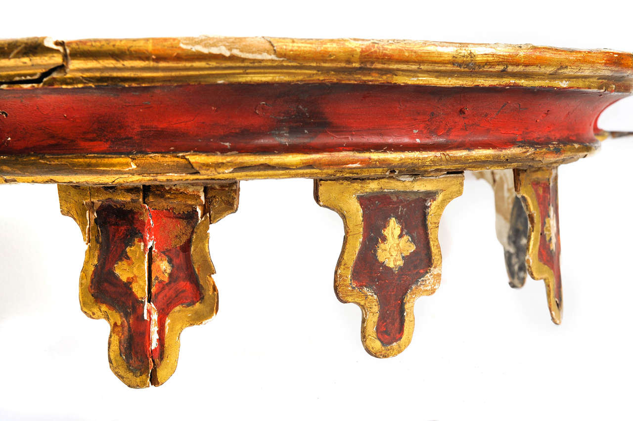 17th Century Italian Lacquered and Gilded Bed Corona For Sale 1